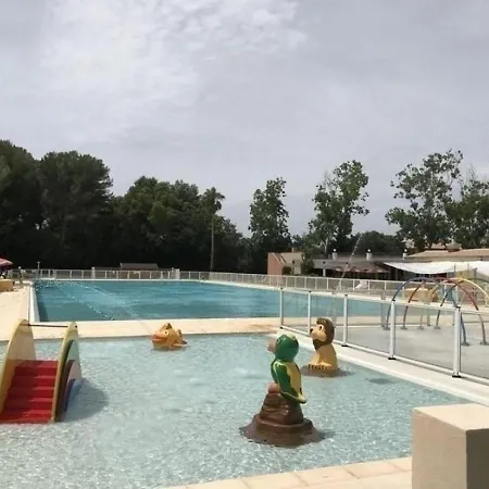 Luberon Loisir Διαμέρισμα *